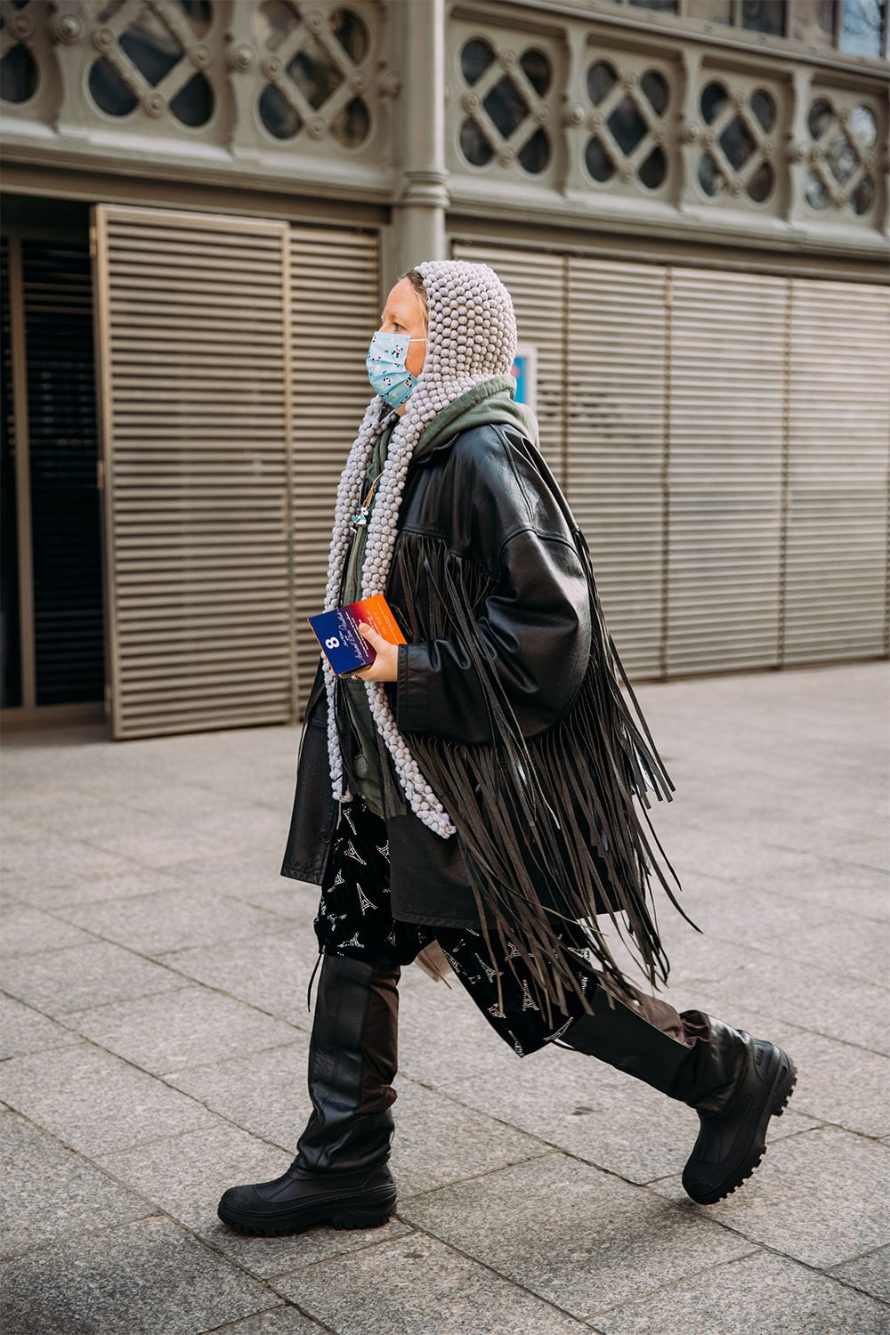 Парисын эрэгтэй загварын долоо хоног дээрх шилдэг street style төрхүүд (фото 28)