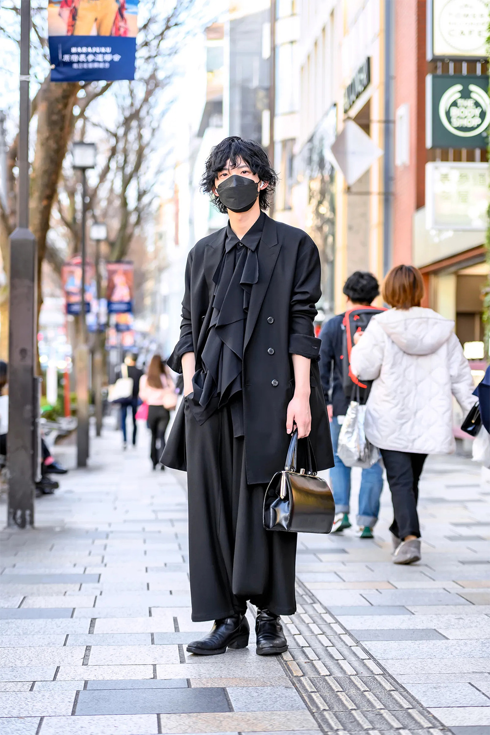 Токиогийн загварын долоо хоног дээрх street style: Тэс ондоо гоо зүй (фото 48)