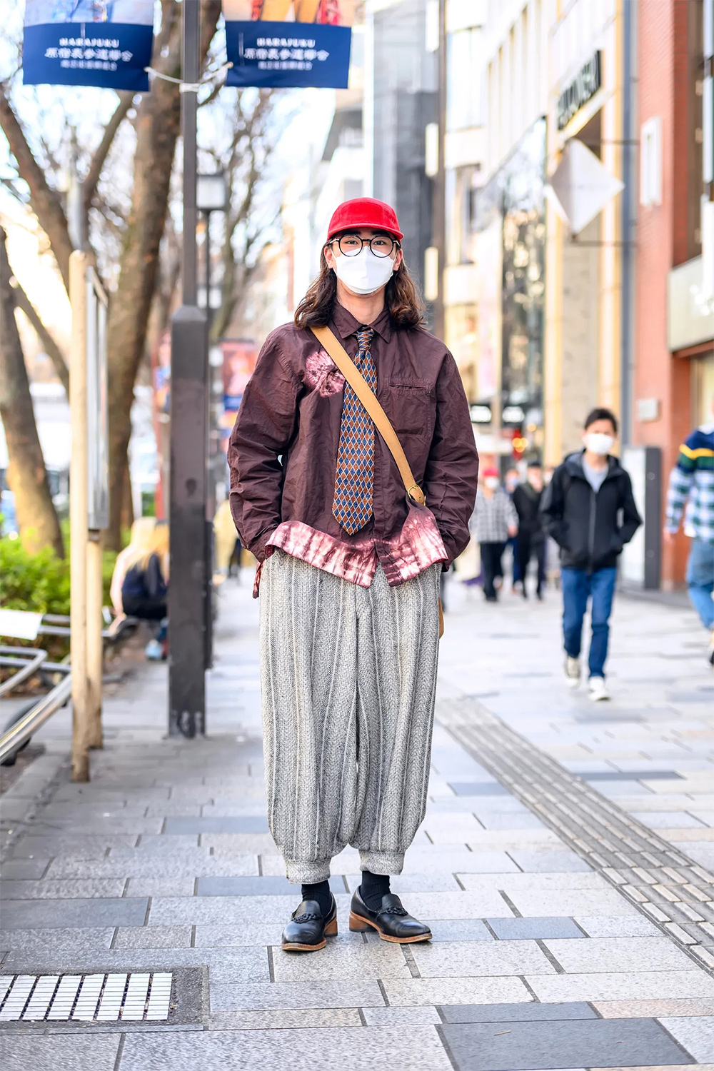 Токиогийн загварын долоо хоног дээрх street style: Тэс ондоо гоо зүй (фото 12)