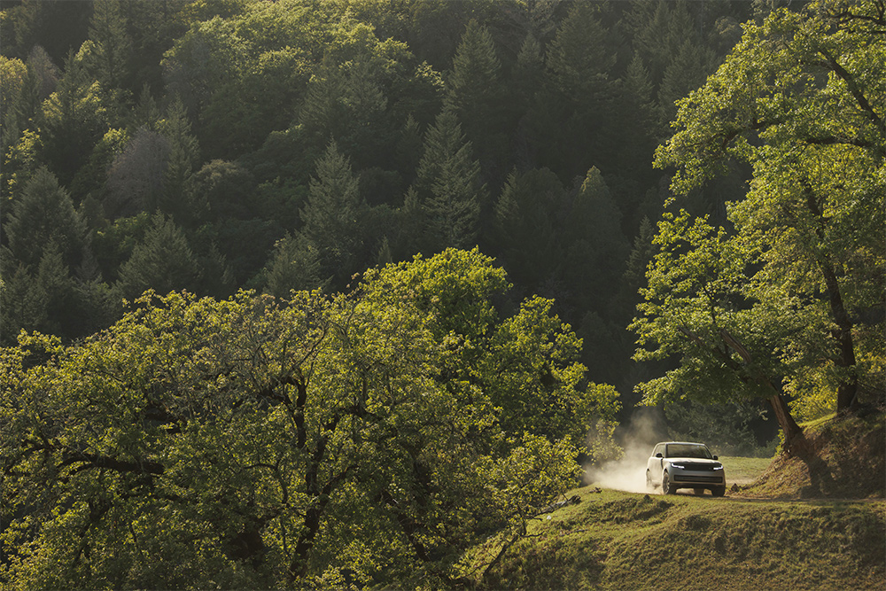 2023 оны шинэ Range Rover-той танилцахаар Калифорни руу аяллаа (фото 18)