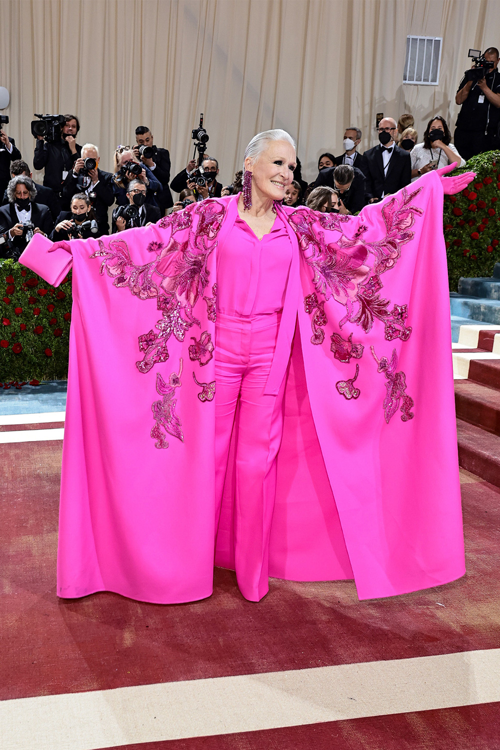 Met Gala 2022: Алдартнуудын бүрдүүлсэн төрхүүд (фото 90)