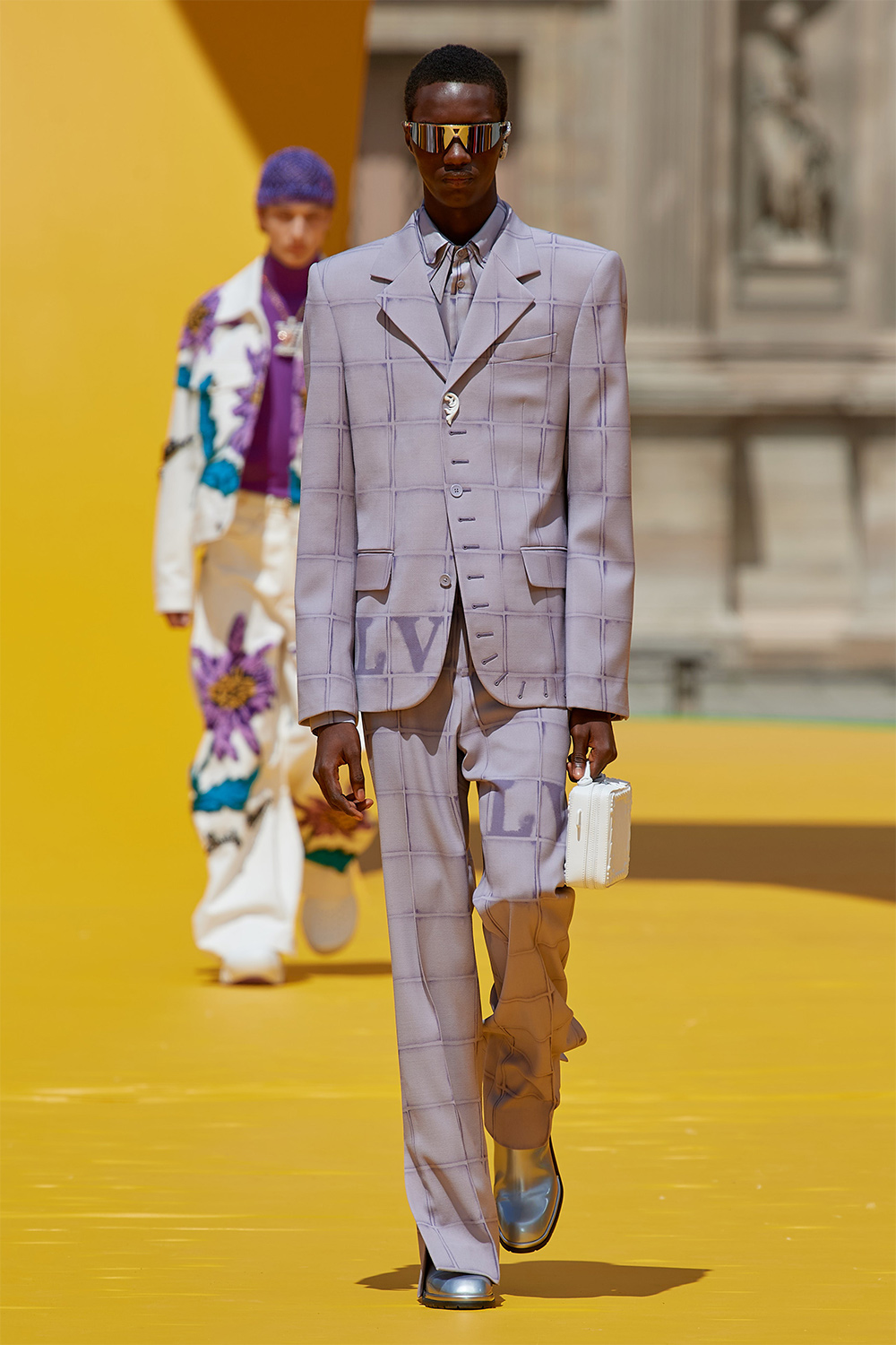 Виржил Аблогийн дурсгалд: Louis Vuitton брэндийн хавар-зун 2023 цуглуулга (фото 7)