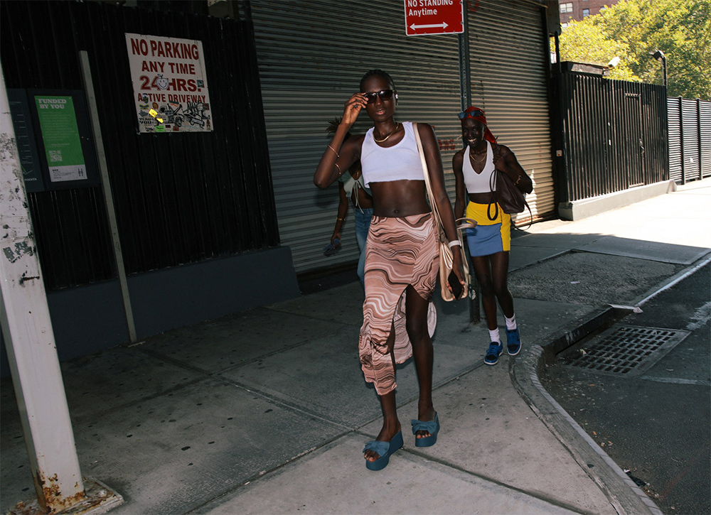 Нью-Йоркийн загварын долоо хоног эхэллээ: Шилдэг street style төрхүүд (фото 29)