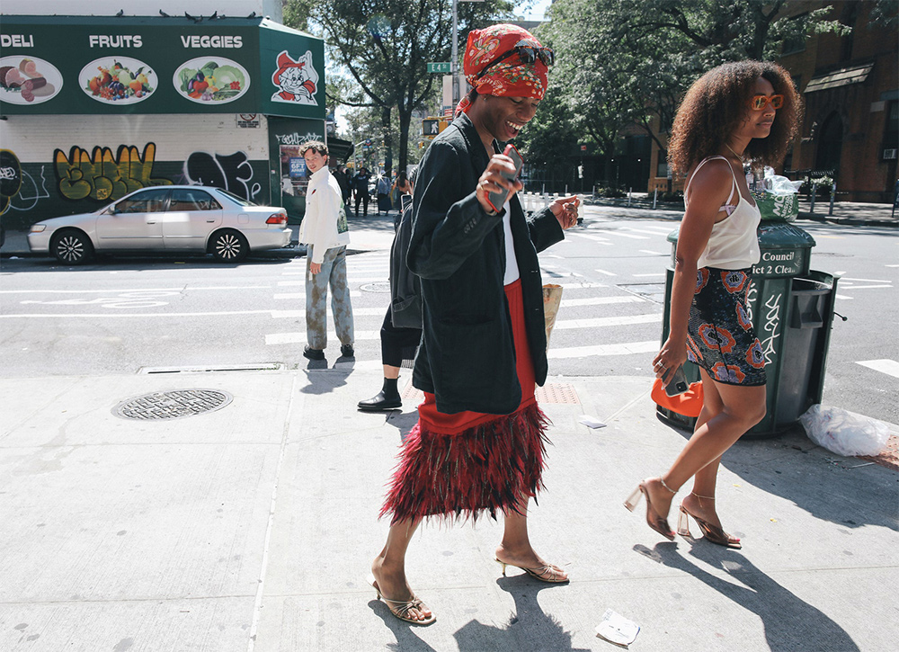 Нью-Йоркийн загварын долоо хоног эхэллээ: Шилдэг street style төрхүүд (фото 50)