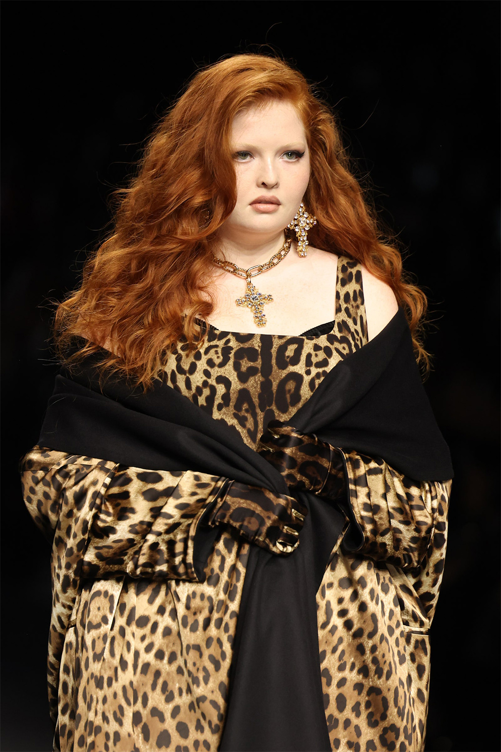 Үзэсгэлэнт Дева Кассель, куратор Ким Кардашьян: Dolce & Gabbana брэндийн шинэ цуглуулгын эргэн тойронд (фото 4)
