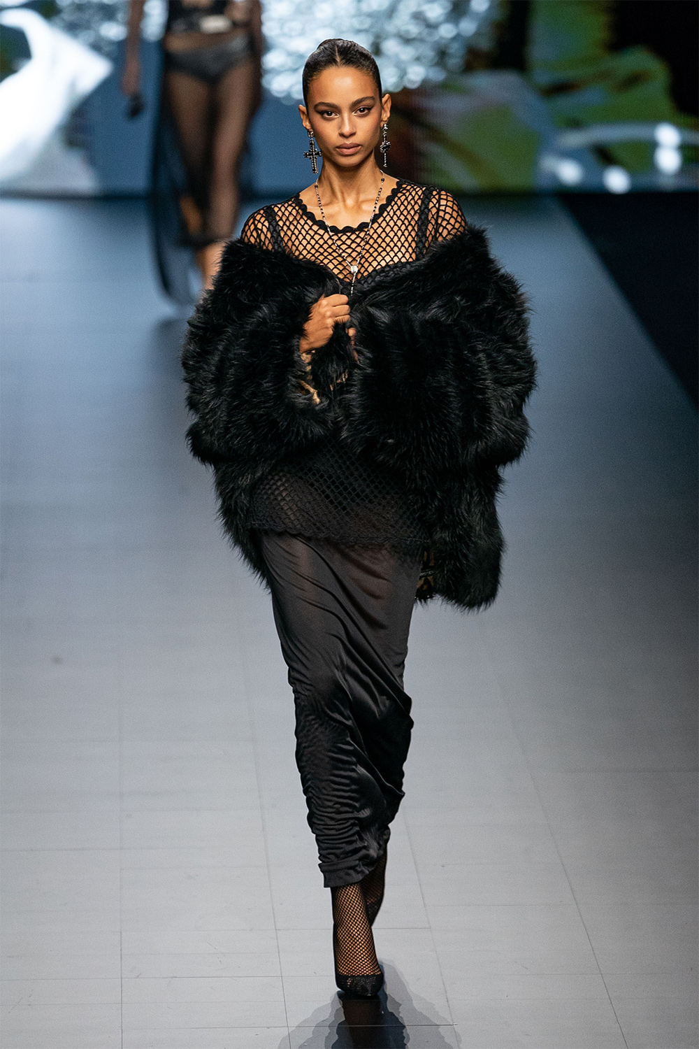 Үзэсгэлэнт Дева Кассель, куратор Ким Кардашьян: Dolce & Gabbana брэндийн шинэ цуглуулгын эргэн тойронд (фото 54)