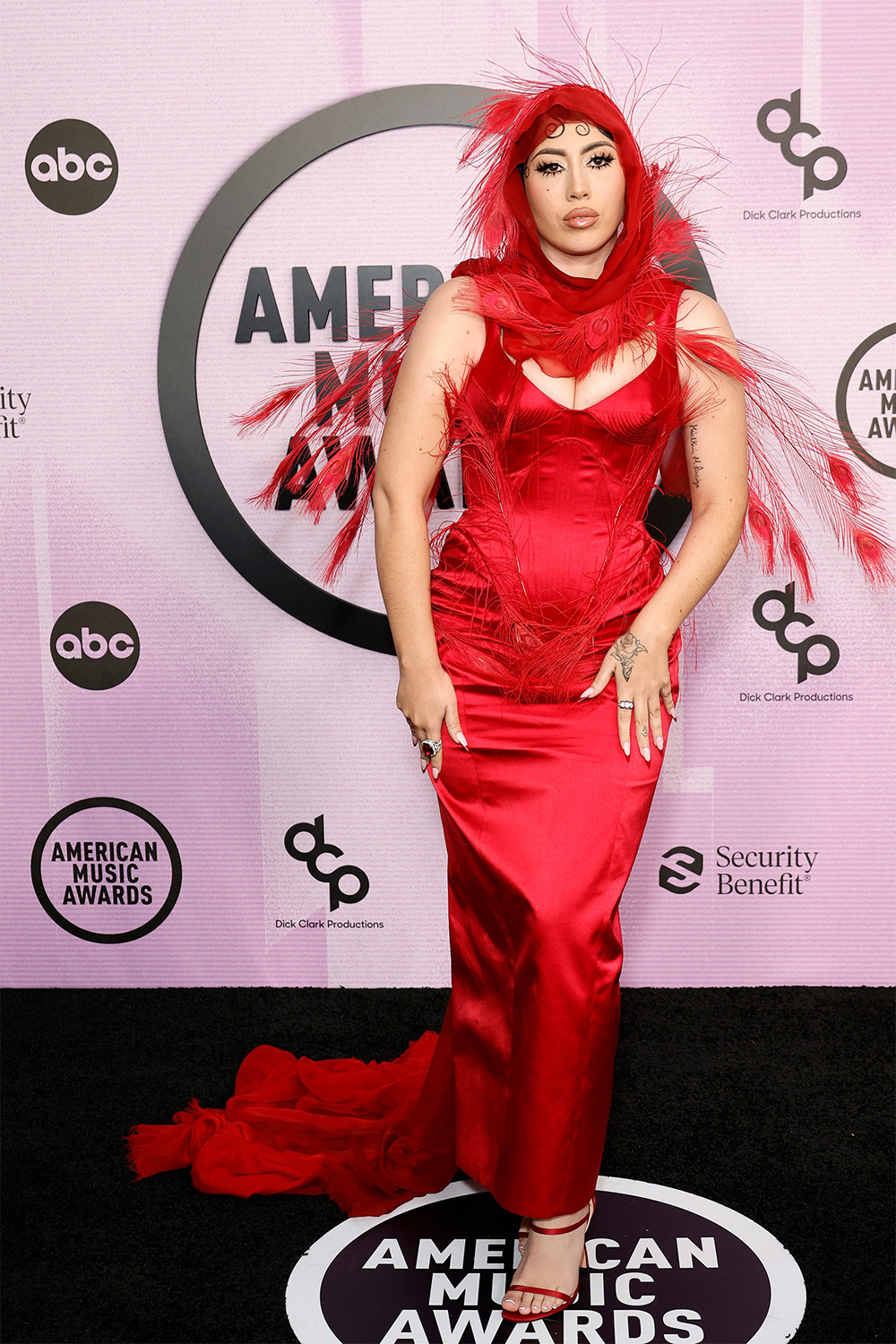 American Music Awards 2022: Улаан хивсний зочид (фото 38)