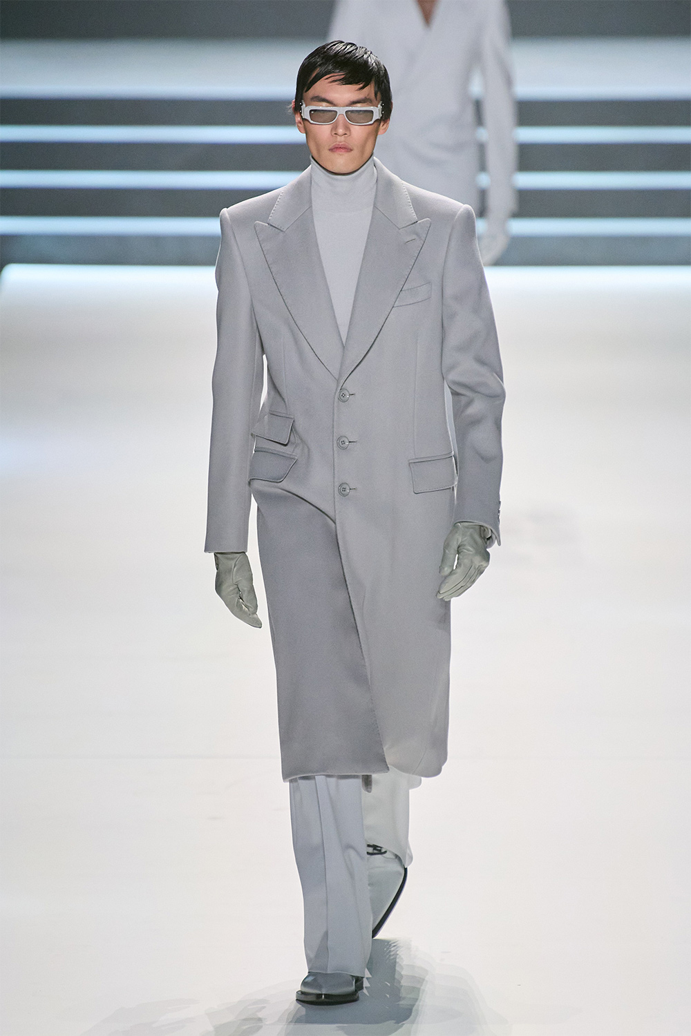 Эрчүүд корсет өмсөж болно: Dolce & Gabbana намар-өвөл 2023 цуглуулга (фото 13)