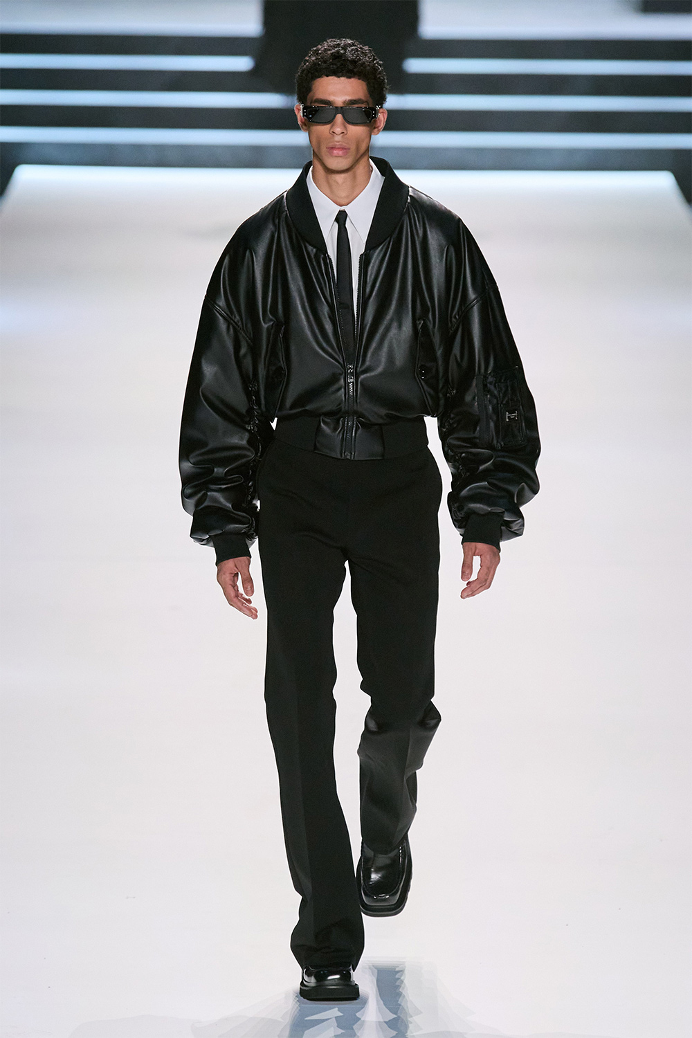 Эрчүүд корсет өмсөж болно: Dolce & Gabbana намар-өвөл 2023 цуглуулга (фото 62)