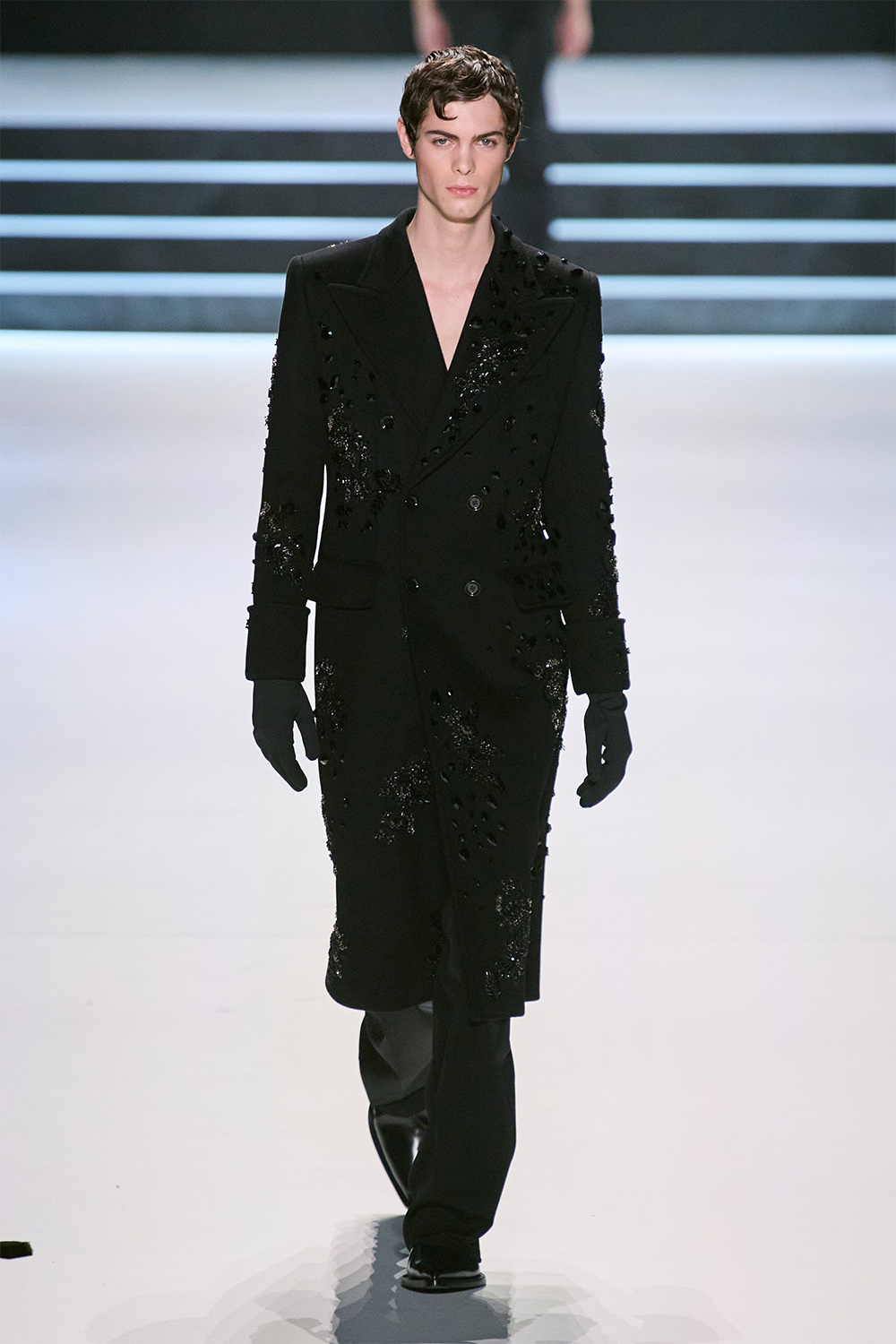 Эрчүүд корсет өмсөж болно: Dolce & Gabbana намар-өвөл 2023 цуглуулга (фото 76)