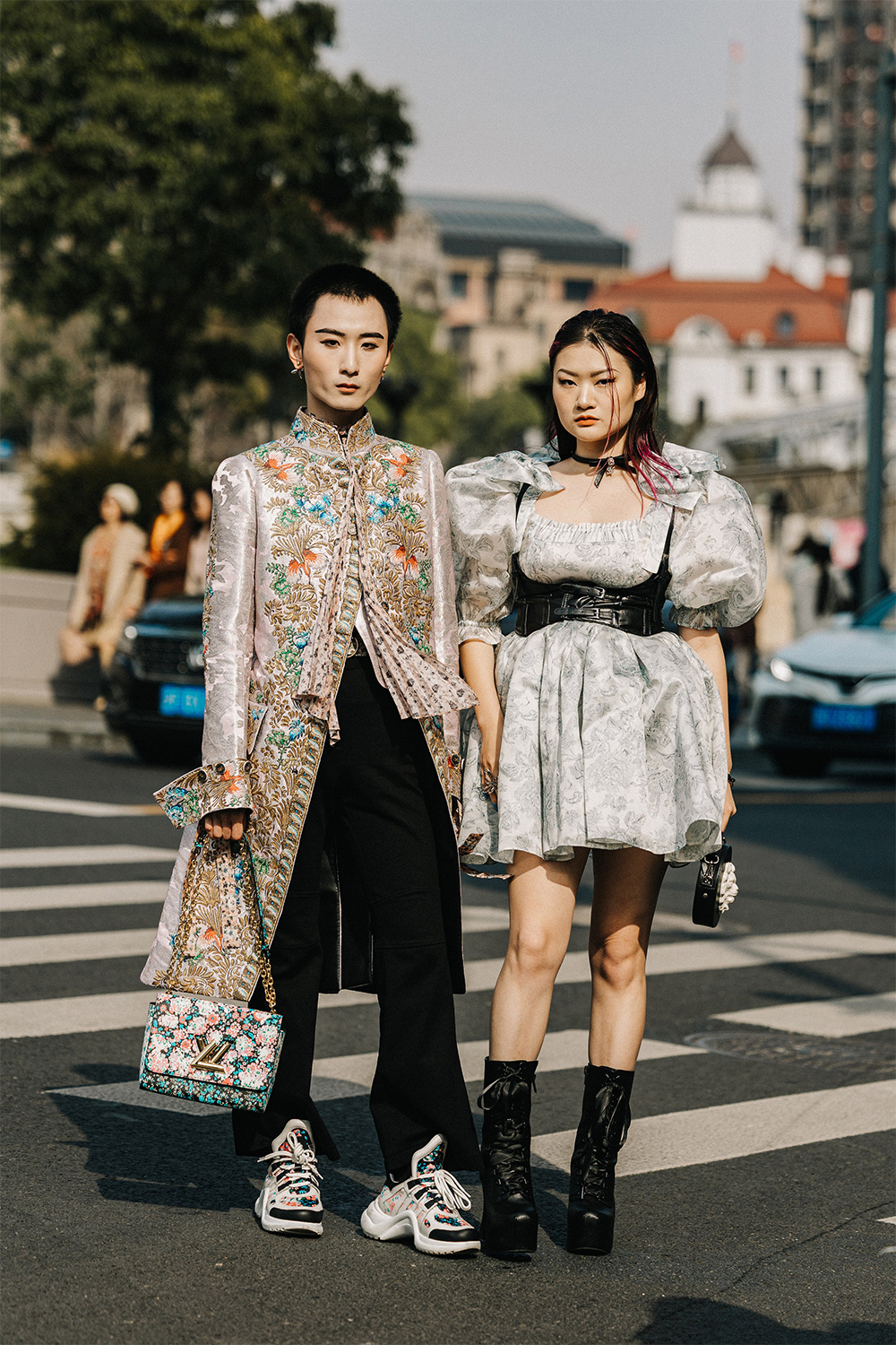 Шанхай хотын залуучууд яаж хувцасладаг вэ?: Шилдэг street style төрхүүд (фото 52)