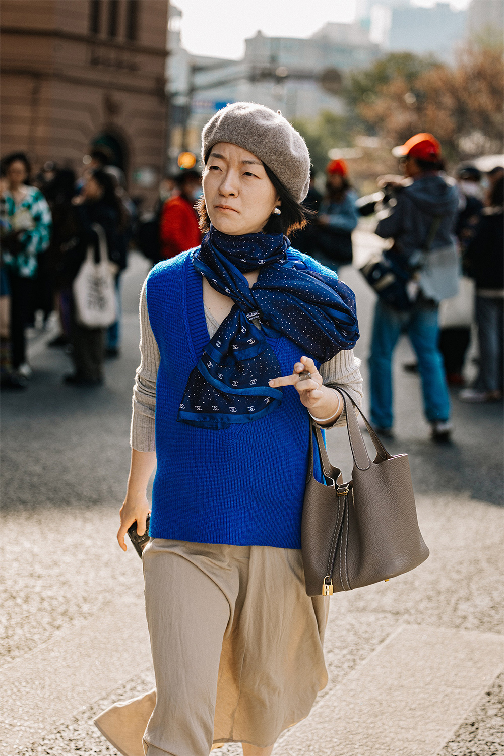 Шанхай хотын залуучууд яаж хувцасладаг вэ?: Шилдэг street style төрхүүд (фото 64)