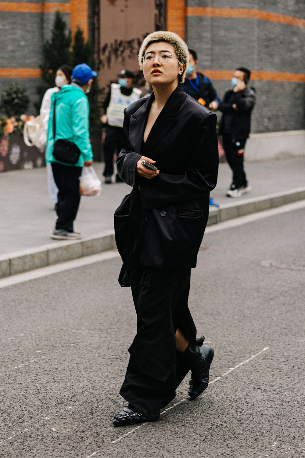 Шанхай хотын залуучууд яаж хувцасладаг вэ?: Шилдэг street style төрхүүд (фото 71)