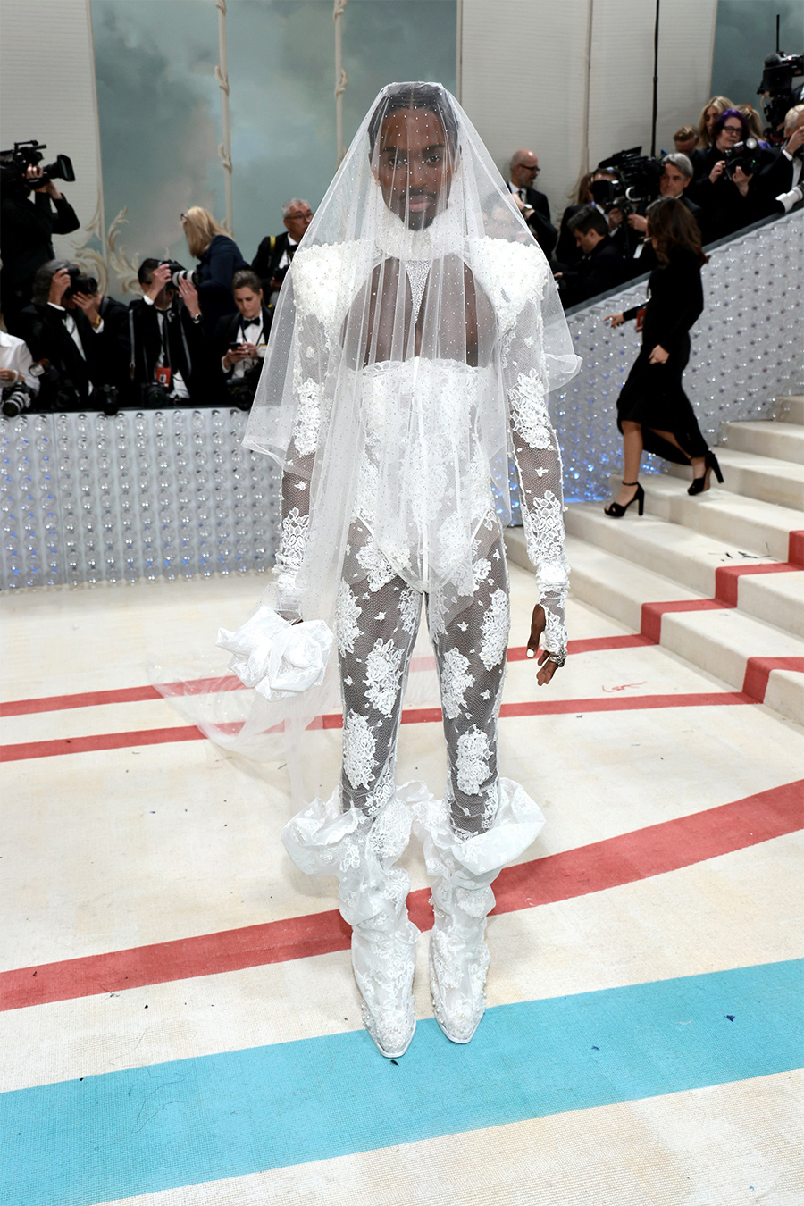 Met Gala 2023: Алдартнуудын бүрдүүлсэн төрхүүд (фото 14)