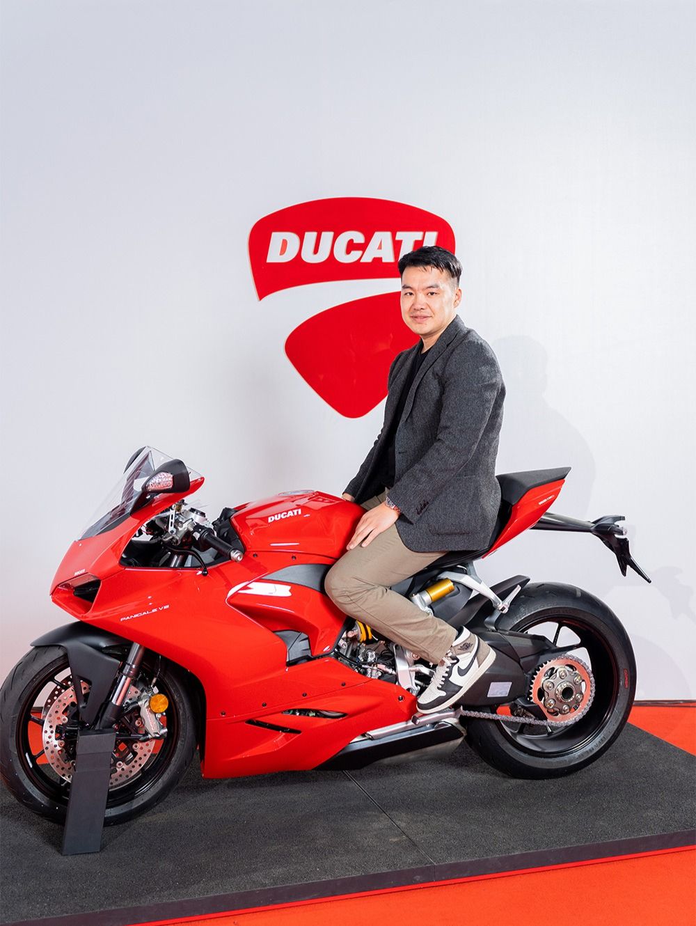 Ducati брэндийн нээлтийн арга хэмжээ: Монголын мото сонирхогчид нэг дор (фото 41)