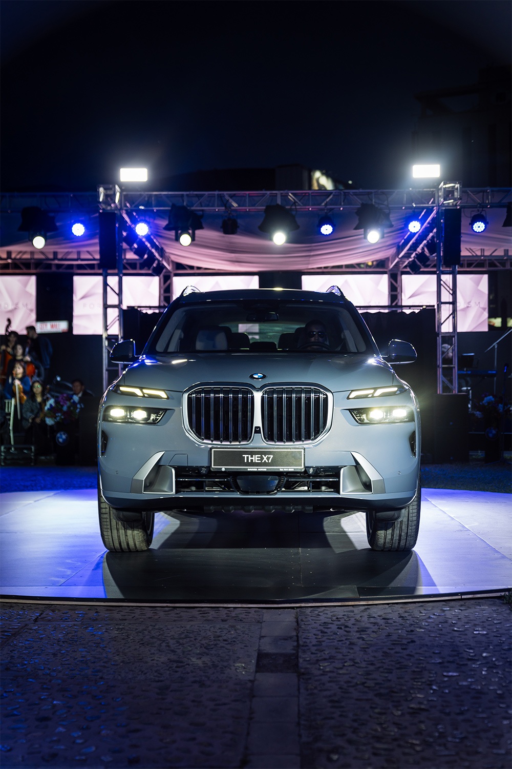 Шинэ загварын BMW X7 автомашин Богд хааны ордон музейд: Арга хэмжээг дотроос нь харцгаая (фото 18)