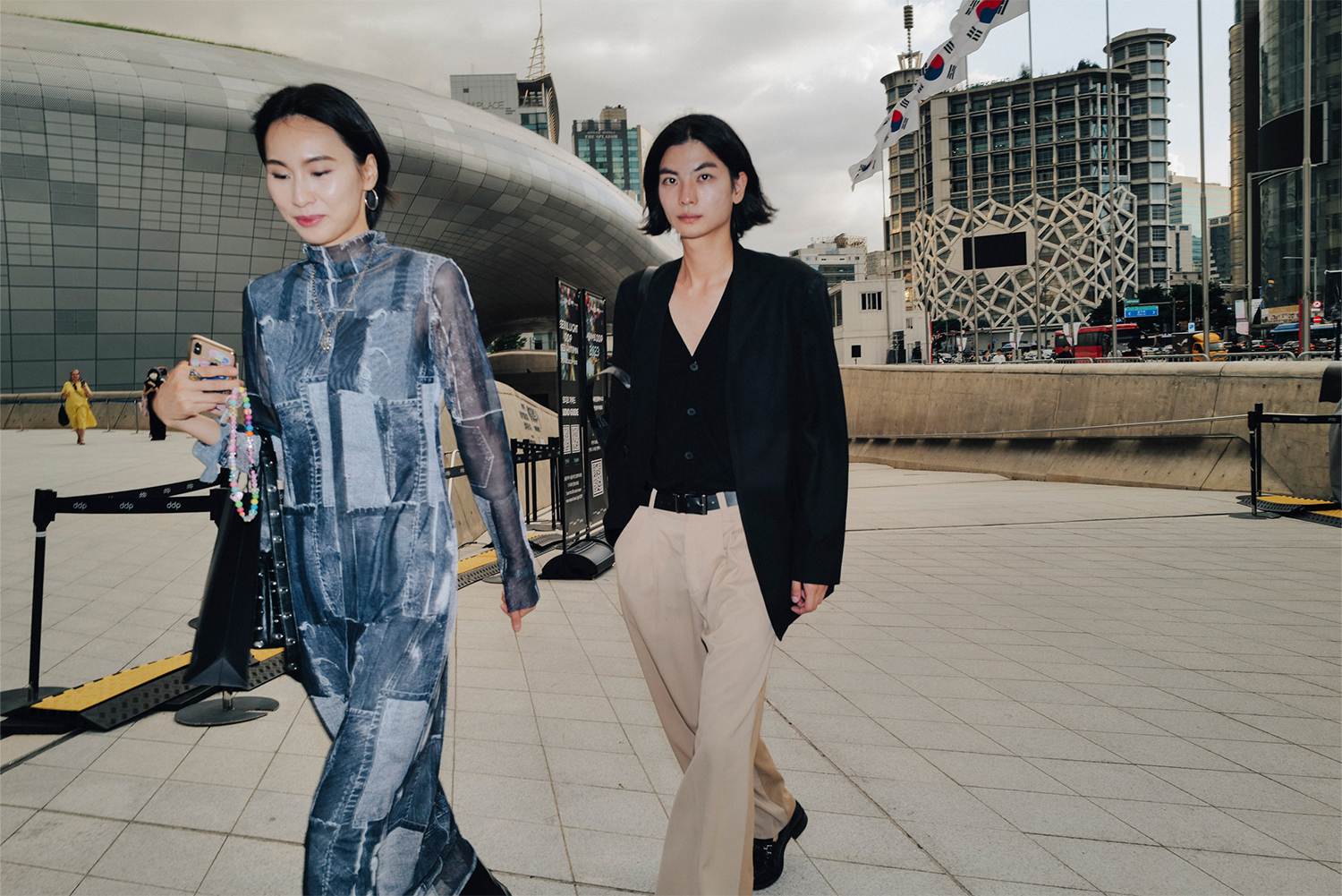 Сөүлийн загварын долоо хоног эхэллээ: Шилдэг street style төрхүүд (фото 28)