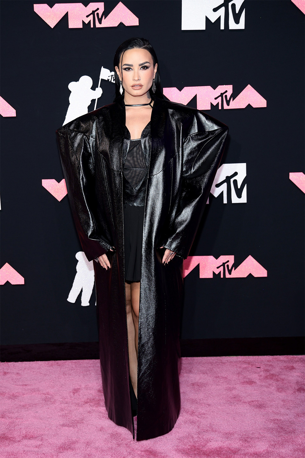 MTV VMA 2023: Улаан хивсний шилдэг төрхүүд (фото 11)
