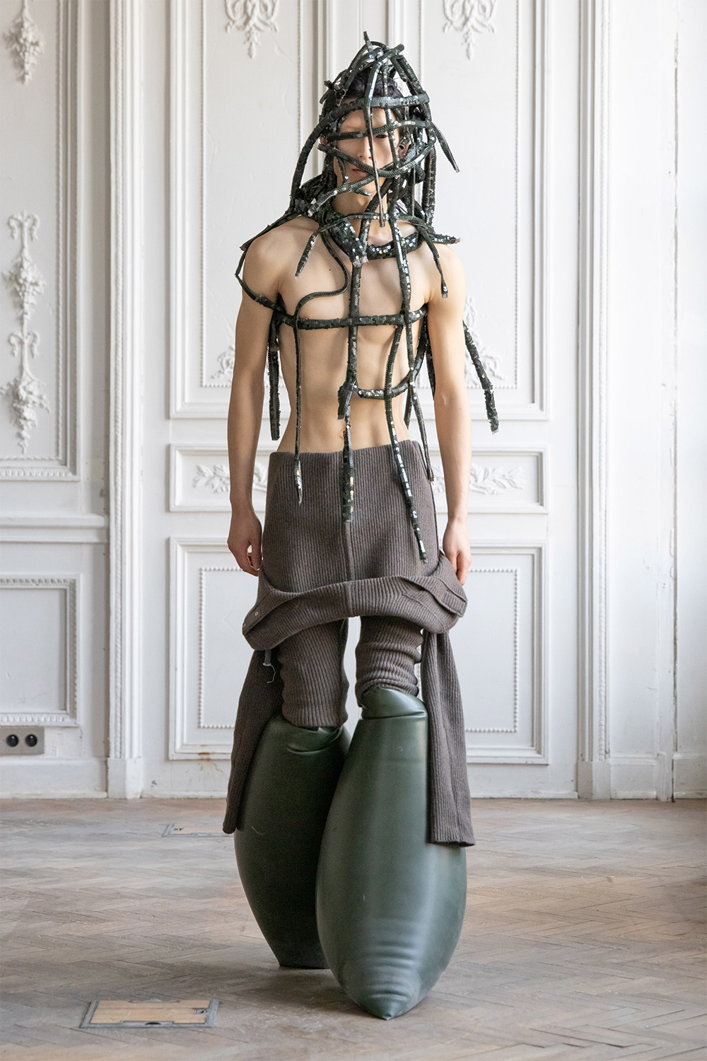 Хиймэл оюун ухаанаар бүтээгдсэн мэт Rick Owens брэндийн цуглуулга (фото 46)