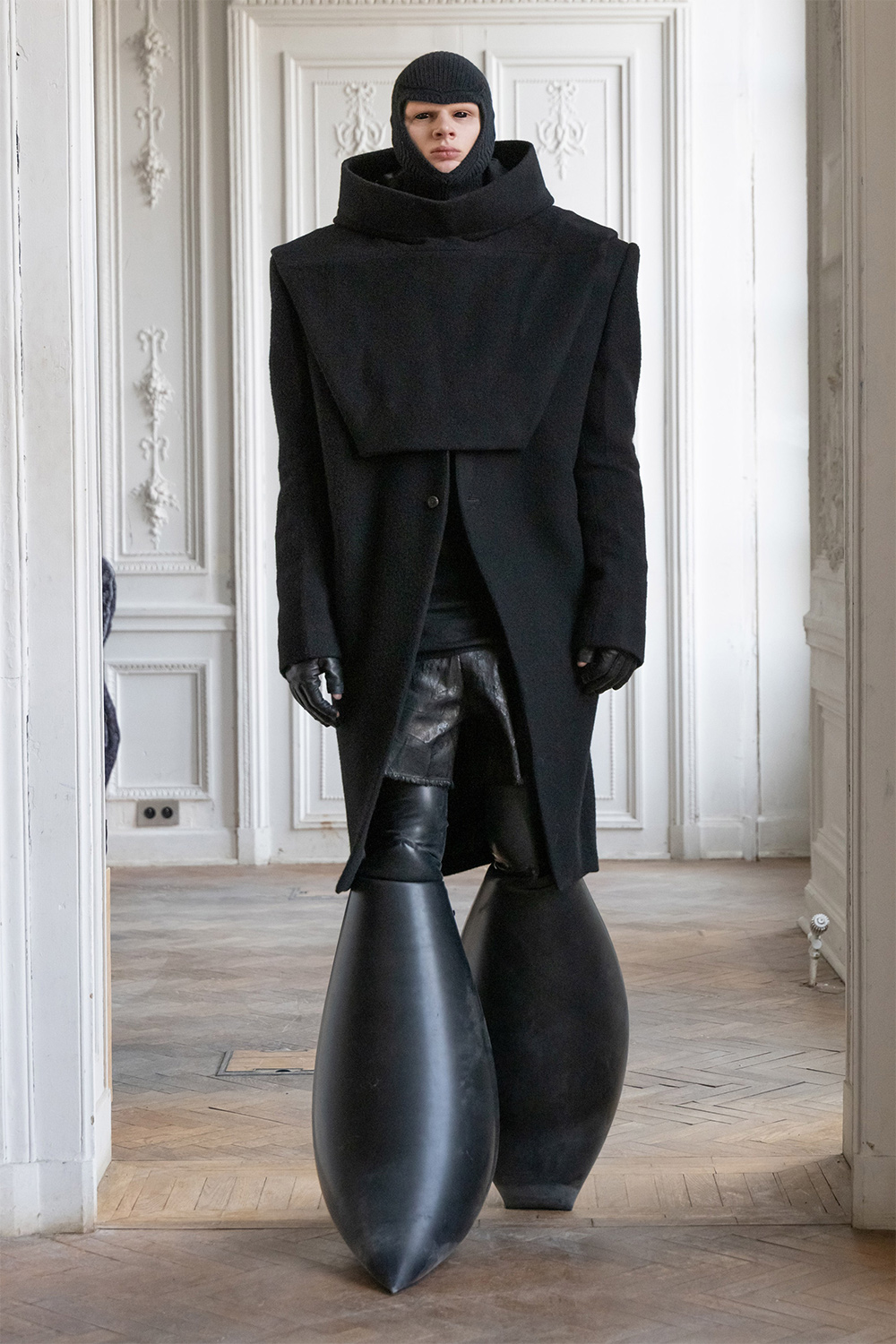 Хиймэл оюун ухаанаар бүтээгдсэн мэт Rick Owens брэндийн цуглуулга (фото 39)