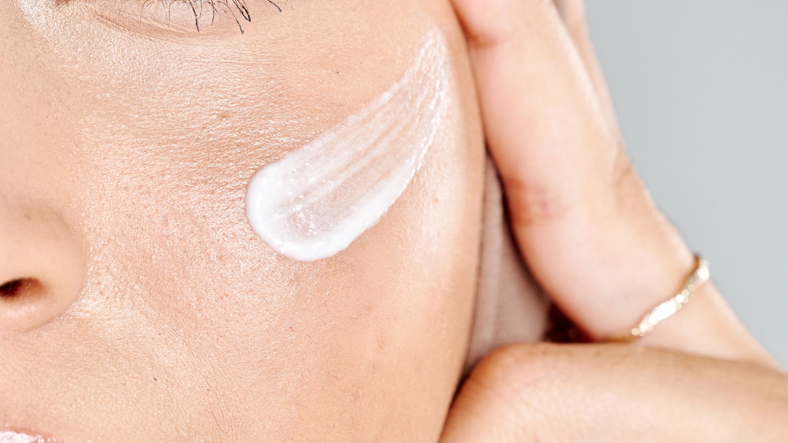 “Skin barrier” буюу арьсны өнгөн давхаргын талаар бидний мэдэх ёстой зүйлс (фото 1)