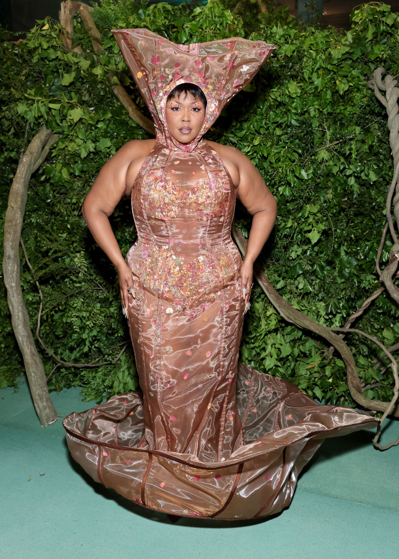 Met Gala 2025: Заавал уригдах ёстой бүсгүйчүүд хэн бэ? (фото 9)