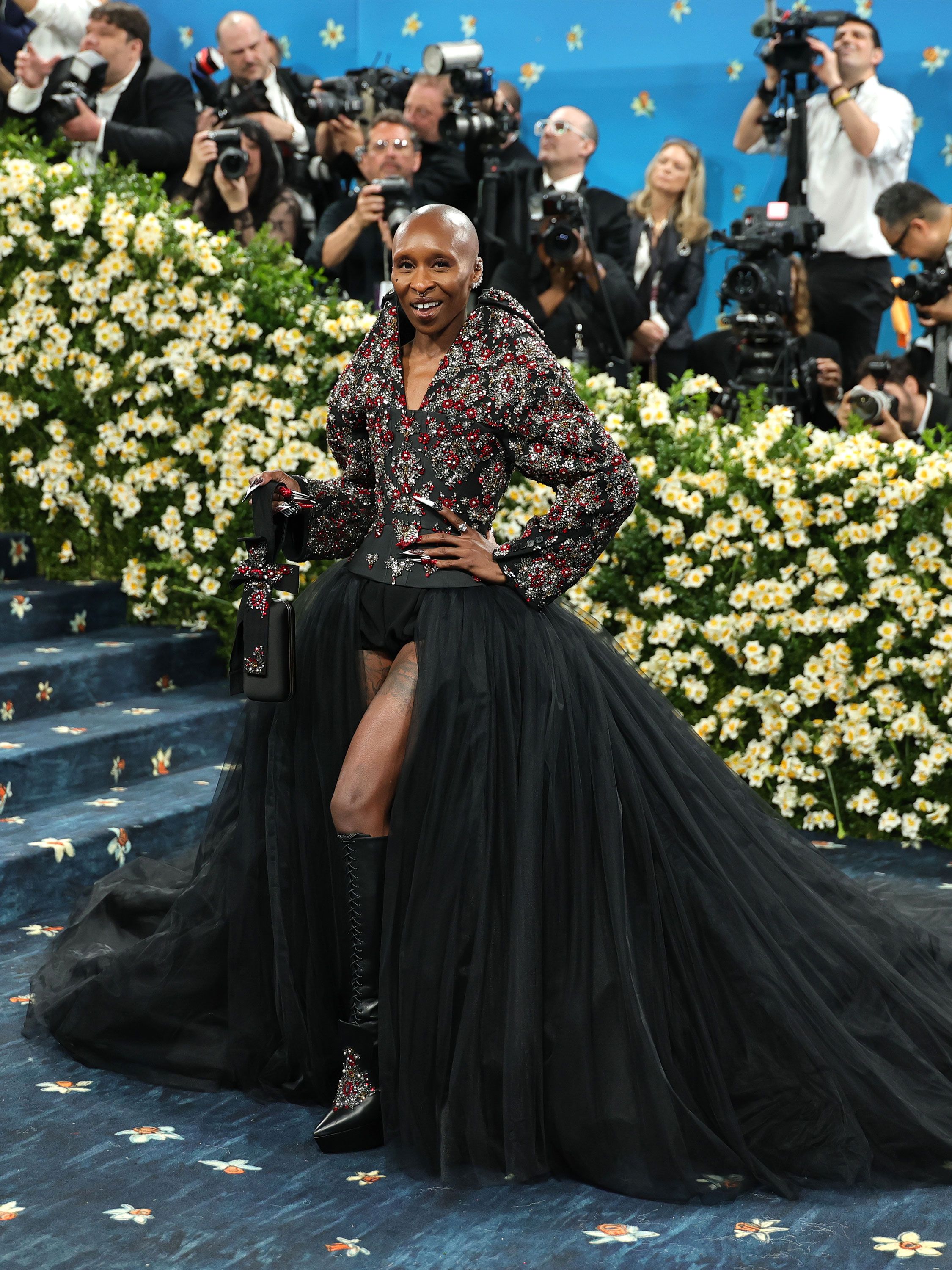 Met Gala 2025: Улаан хивсний шилдэг төрхүүд (фото 3)