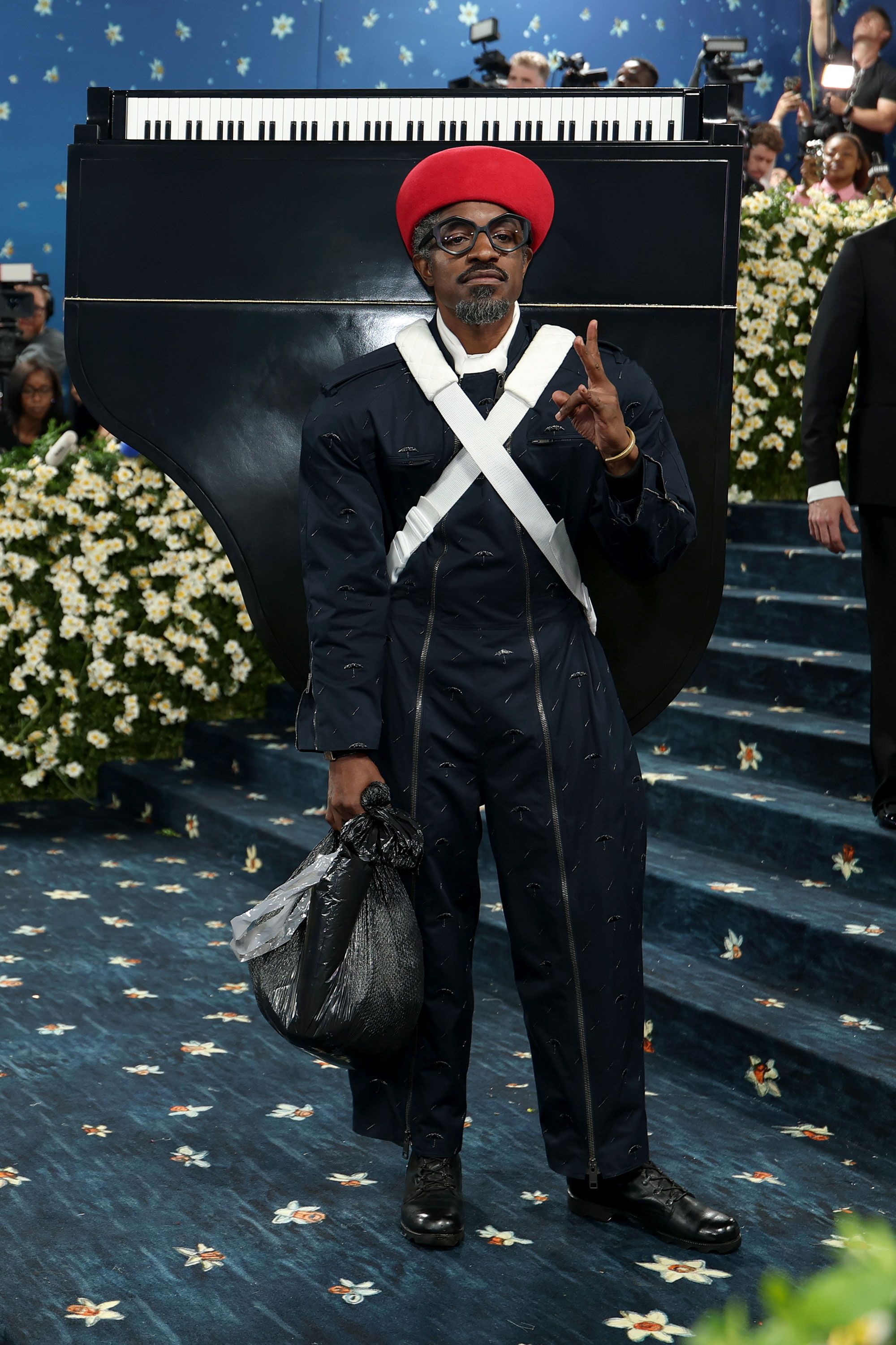 Met Gala 2025: Улаан хивсний шилдэг төрхүүд (фото 44)