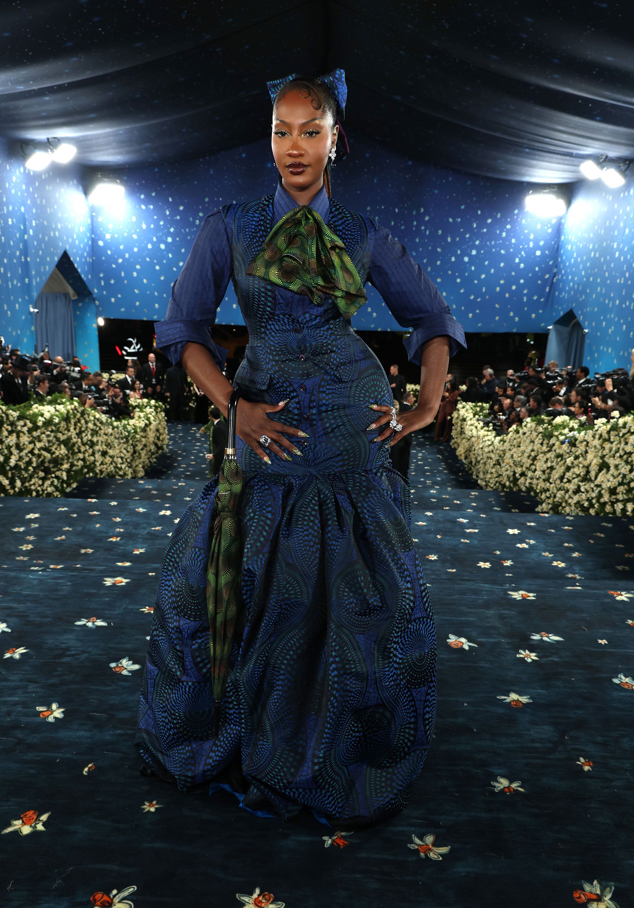 Met Gala 2025: Улаан хивсний шилдэг төрхүүд (фото 63)