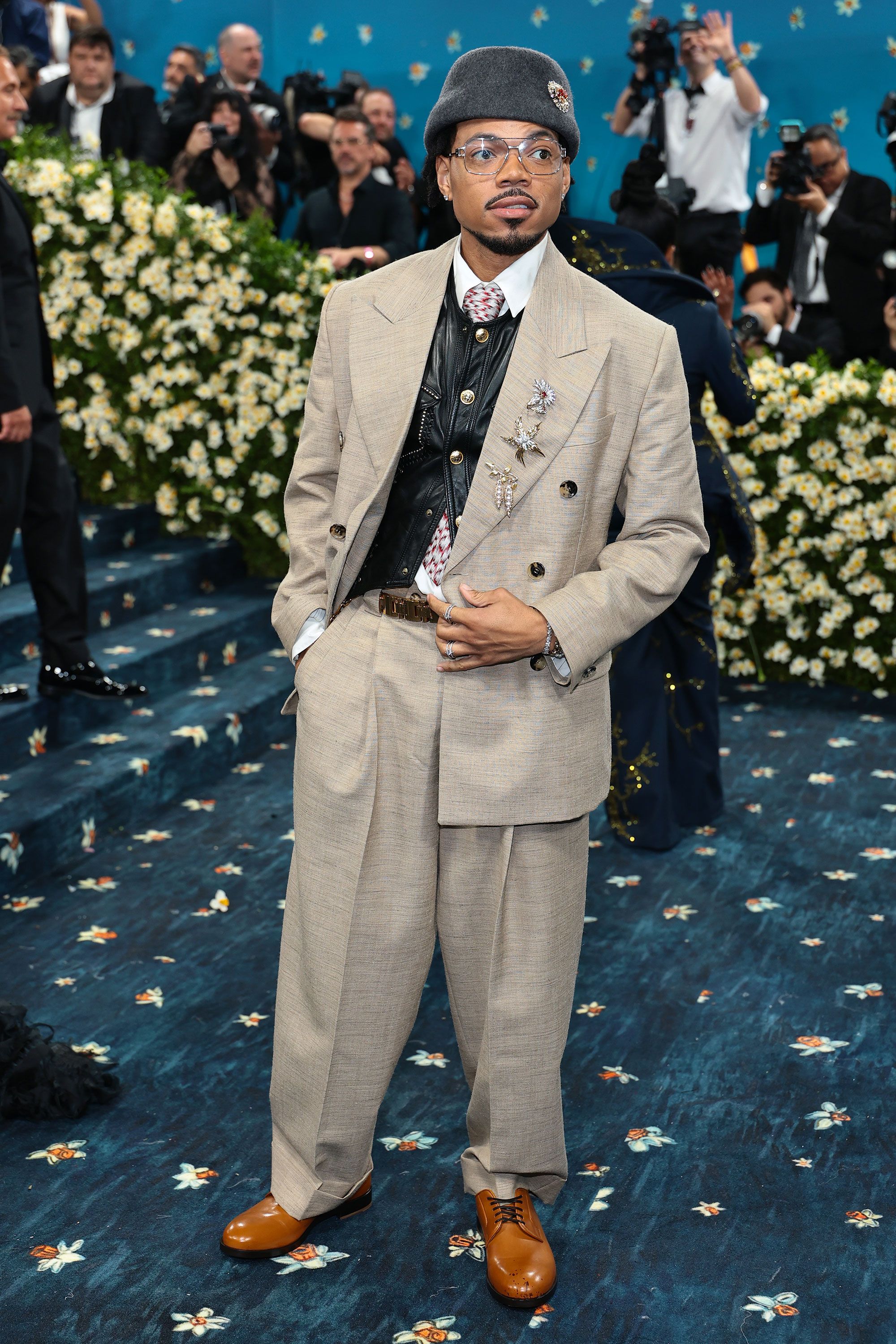 Met Gala 2025: Улаан хивсний шилдэг төрхүүд (фото 76)