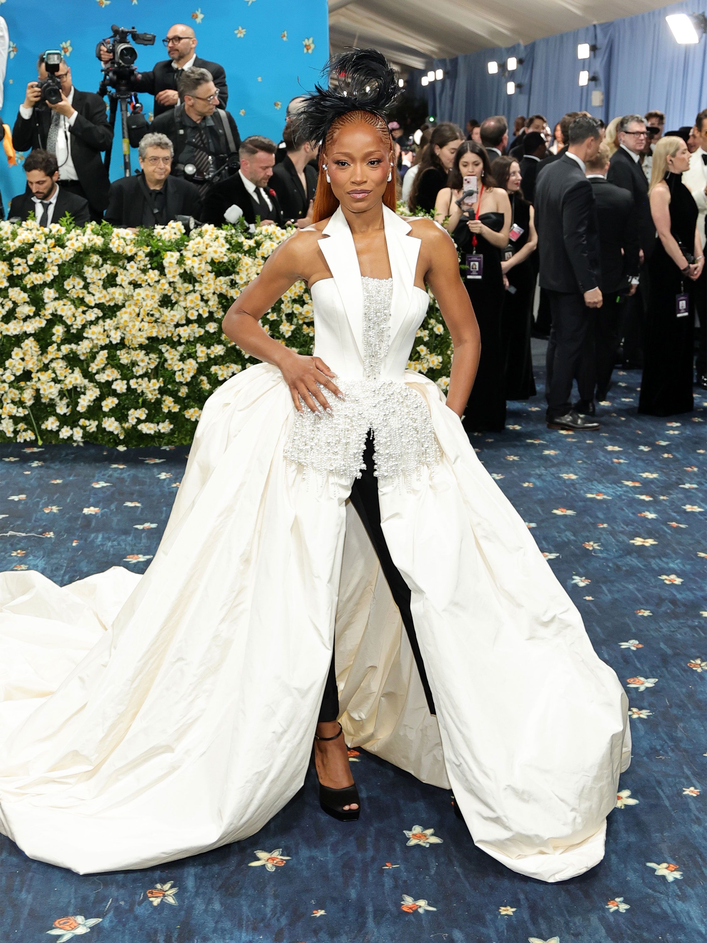 Met Gala 2025: Улаан хивсний шилдэг төрхүүд (фото 83)