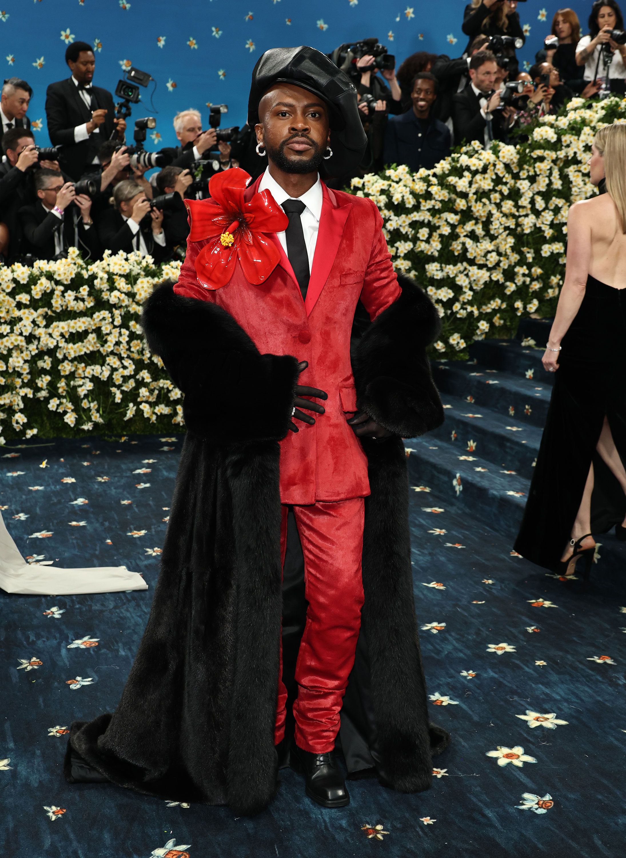Met Gala 2025: Улаан хивсний шилдэг төрхүүд (фото 99)