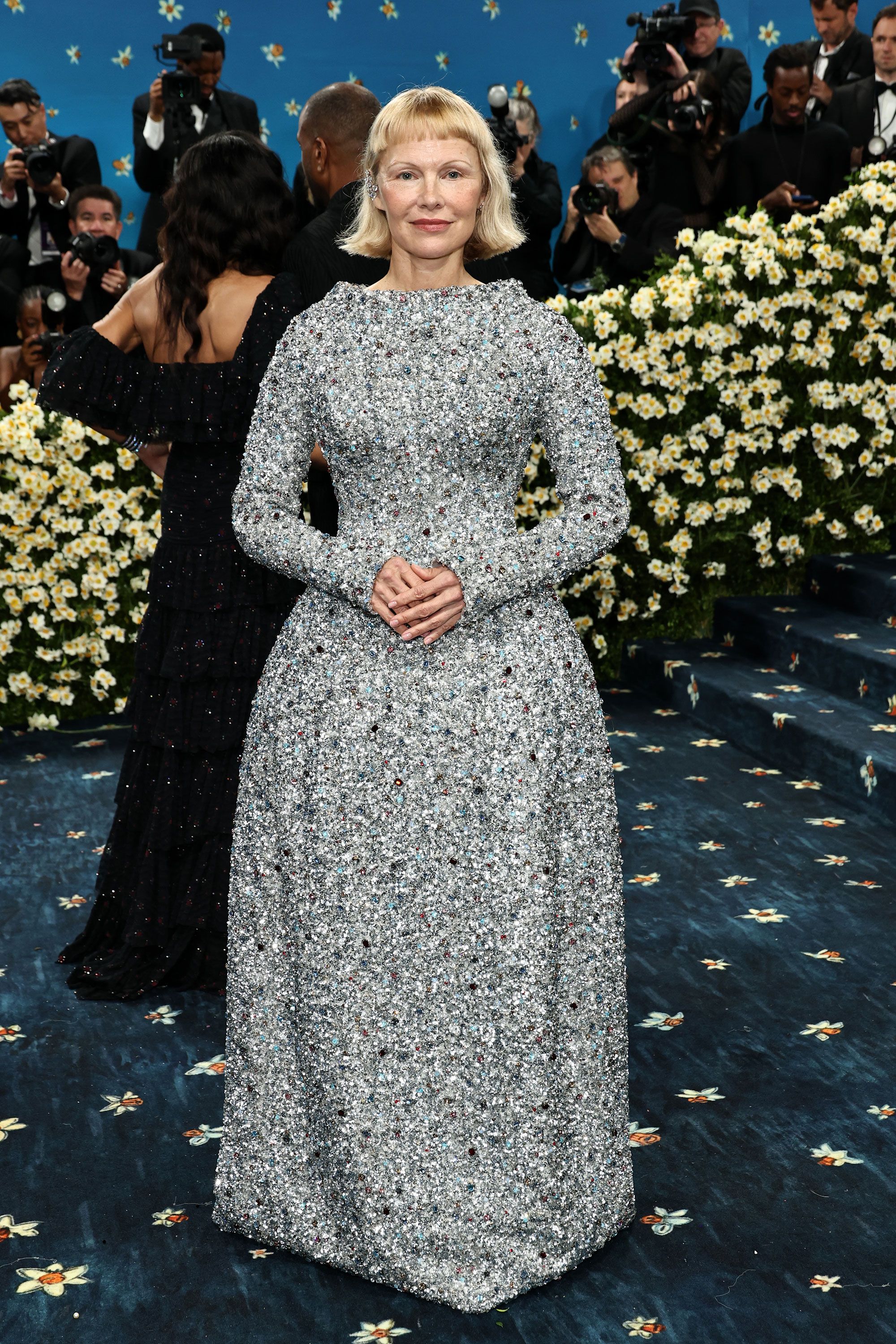 Met Gala 2025: Улаан хивсний шилдэг төрхүүд (фото 107)