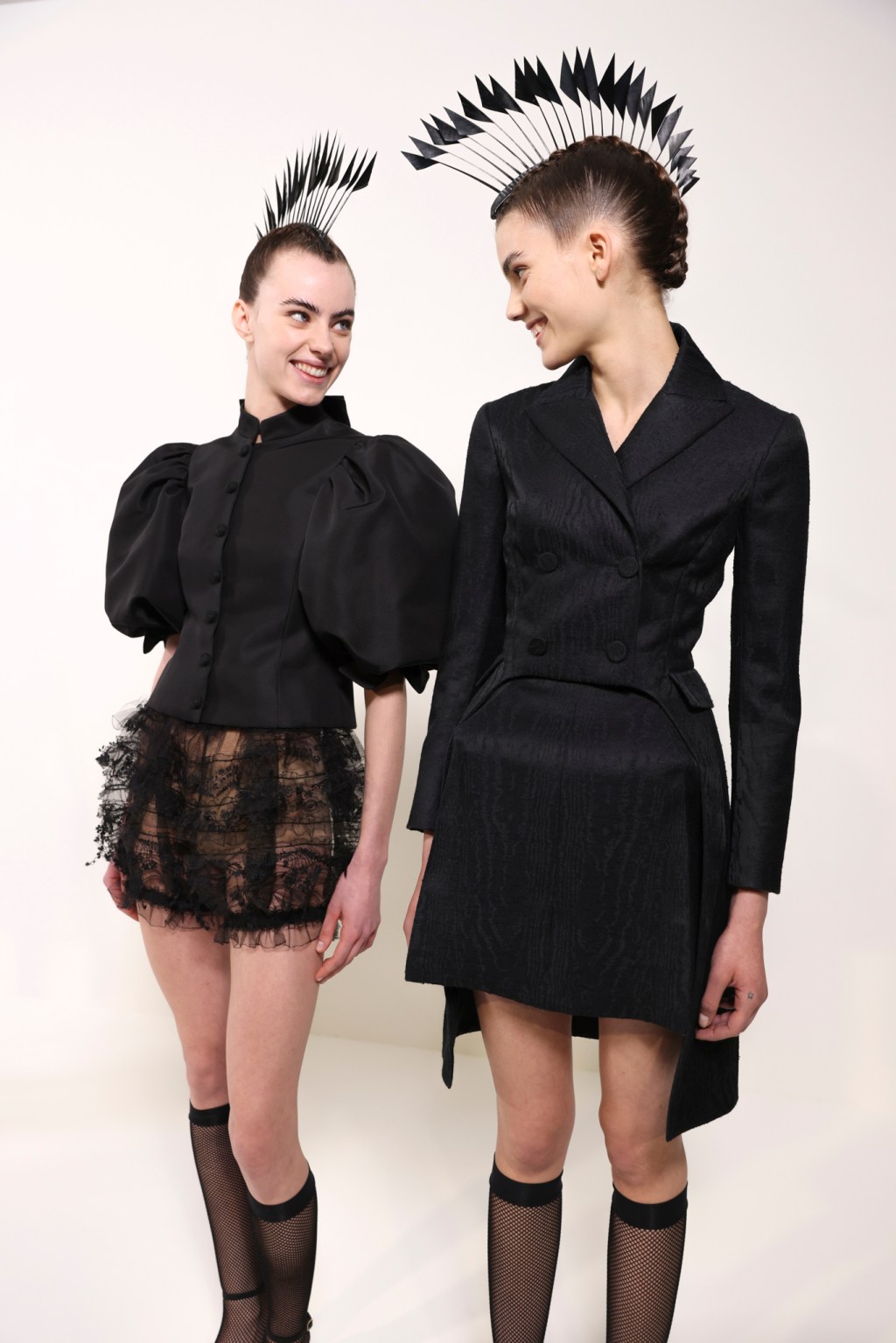Dior, дизайнер Кьюрид "Баярлалаа" гэж хэллээ (фото 2)