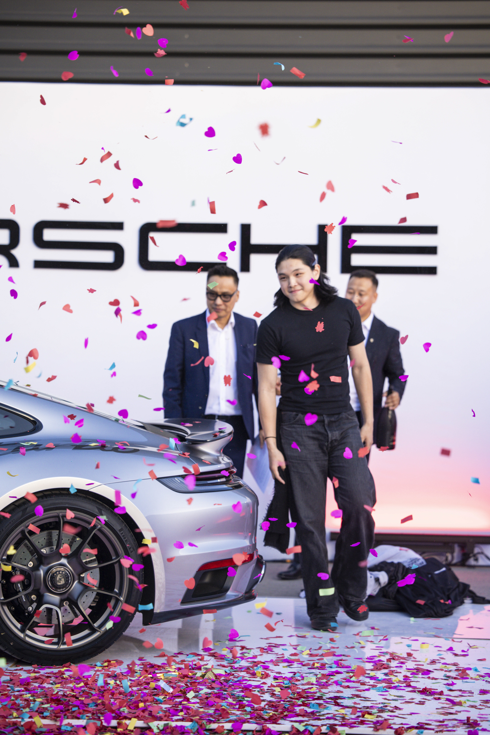 Porsche Улаанбаатар төв байгуулагдсаны 10 жилийн ой болж өнгөрлөө (фото 24)
