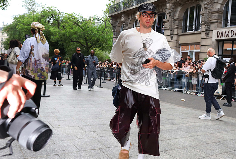 Парисын эрэгтэй загварын долоо хоног дээрх шилдэг street style төрхүүд (фото 37)