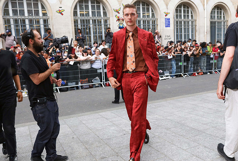 Парисын эрэгтэй загварын долоо хоног дээрх шилдэг street style төрхүүд (фото 8)