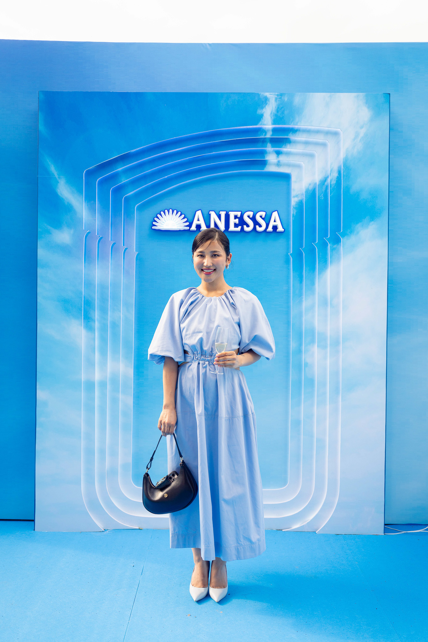 Японы Anessa брэндийн нээлтийн арга хэмжээг дотроос нь харцгаая (фото 15)