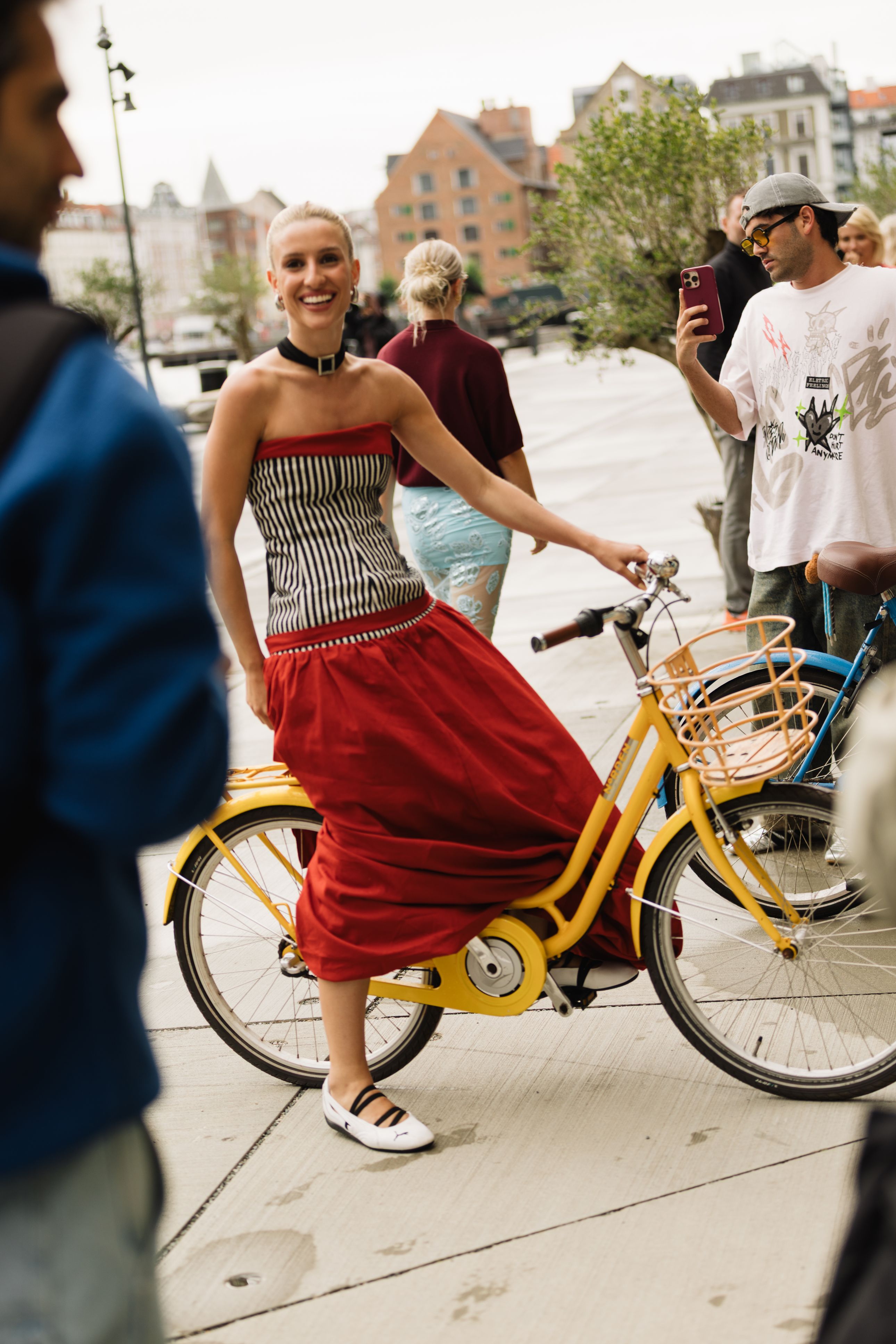 Копенхагены гудамжаар: Street style төрхүүдтэй танилцъя (фото 12)