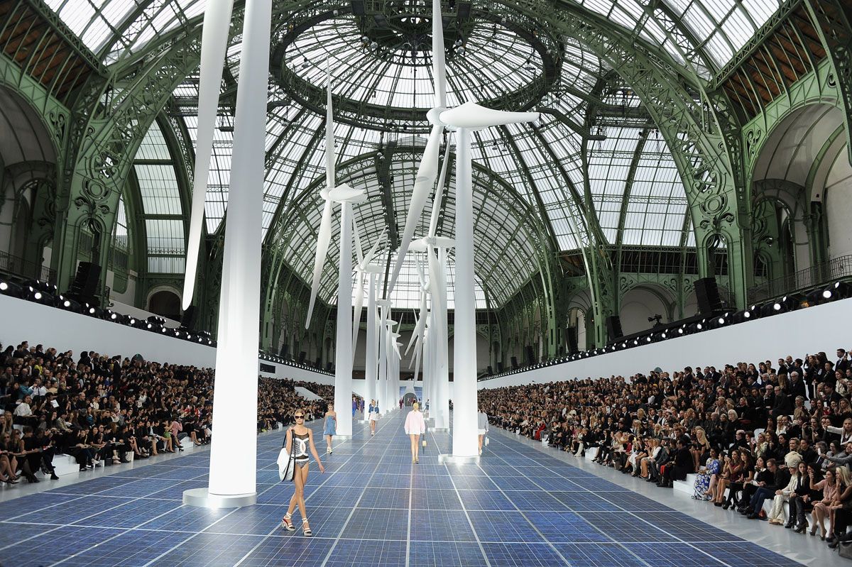 Grand Palais ордонд зохион байгуулагддаг Chanel брэндийн нүсэр шоунууд (фото 8)