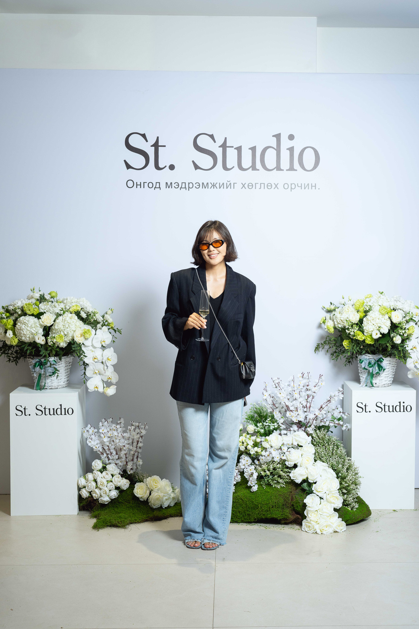 Интерьерийн ертөнцөд шинэ өнгө нэмсэн St. Studio-гийн нээлтийн арга хэмжээ (фото 20)