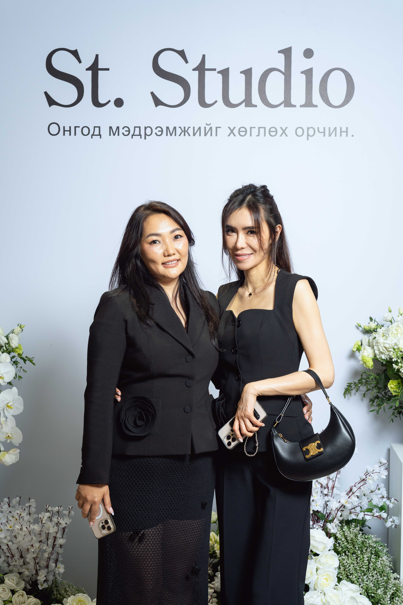 Интерьерийн ертөнцөд шинэ өнгө нэмсэн St. Studio-гийн нээлтийн арга хэмжээ (фото 14)