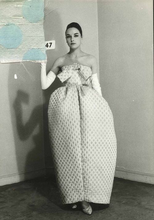 Алтан үеийн Balenciaga буцаж ирэх үү? Тус брэндийн өнгөрсөн болон ирээдүй (фото 7)