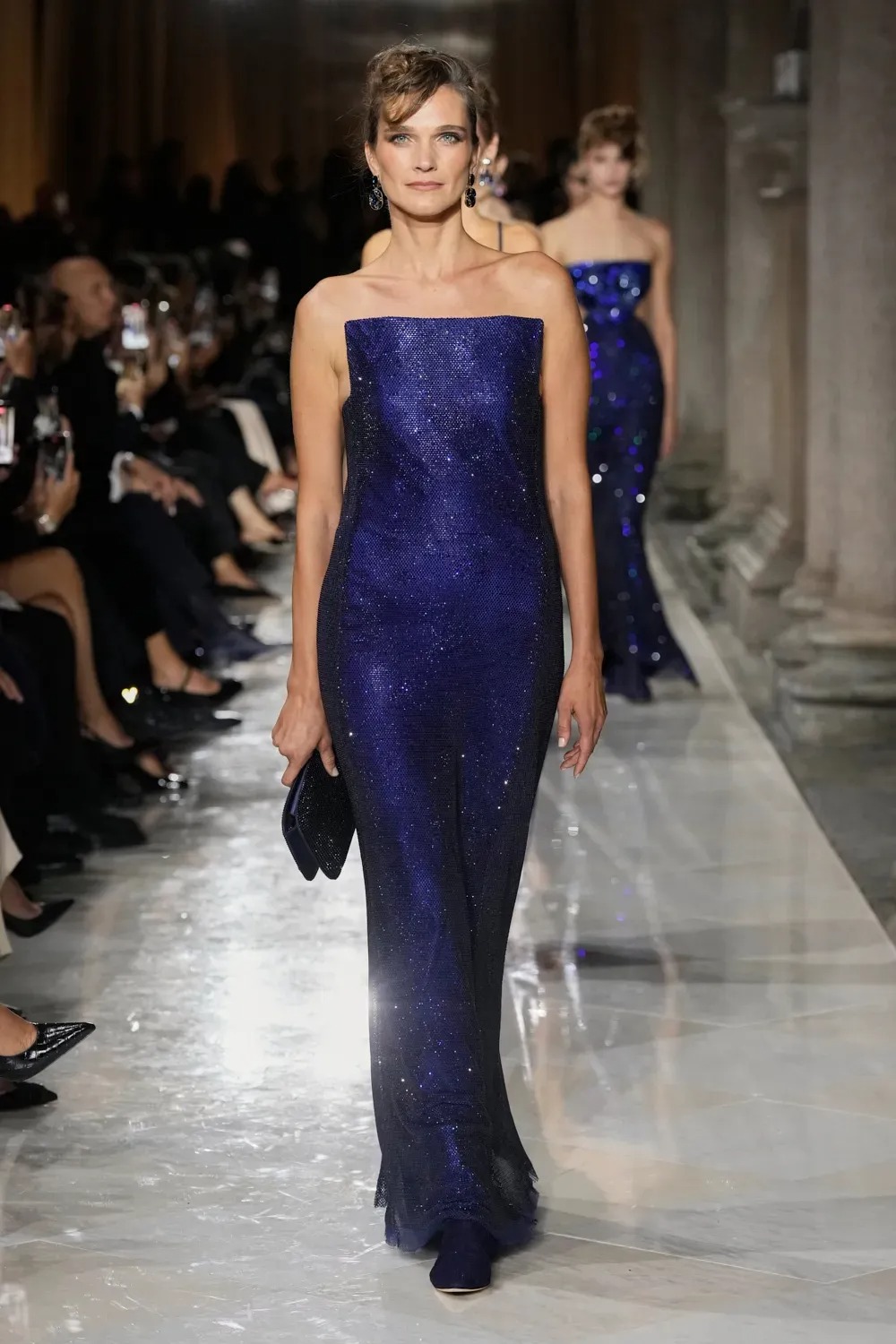 Gucci загвар болгондоо нэр өгөв, сүүлчийн Giorgio Armani, DIOR биш Dior (фото 9)