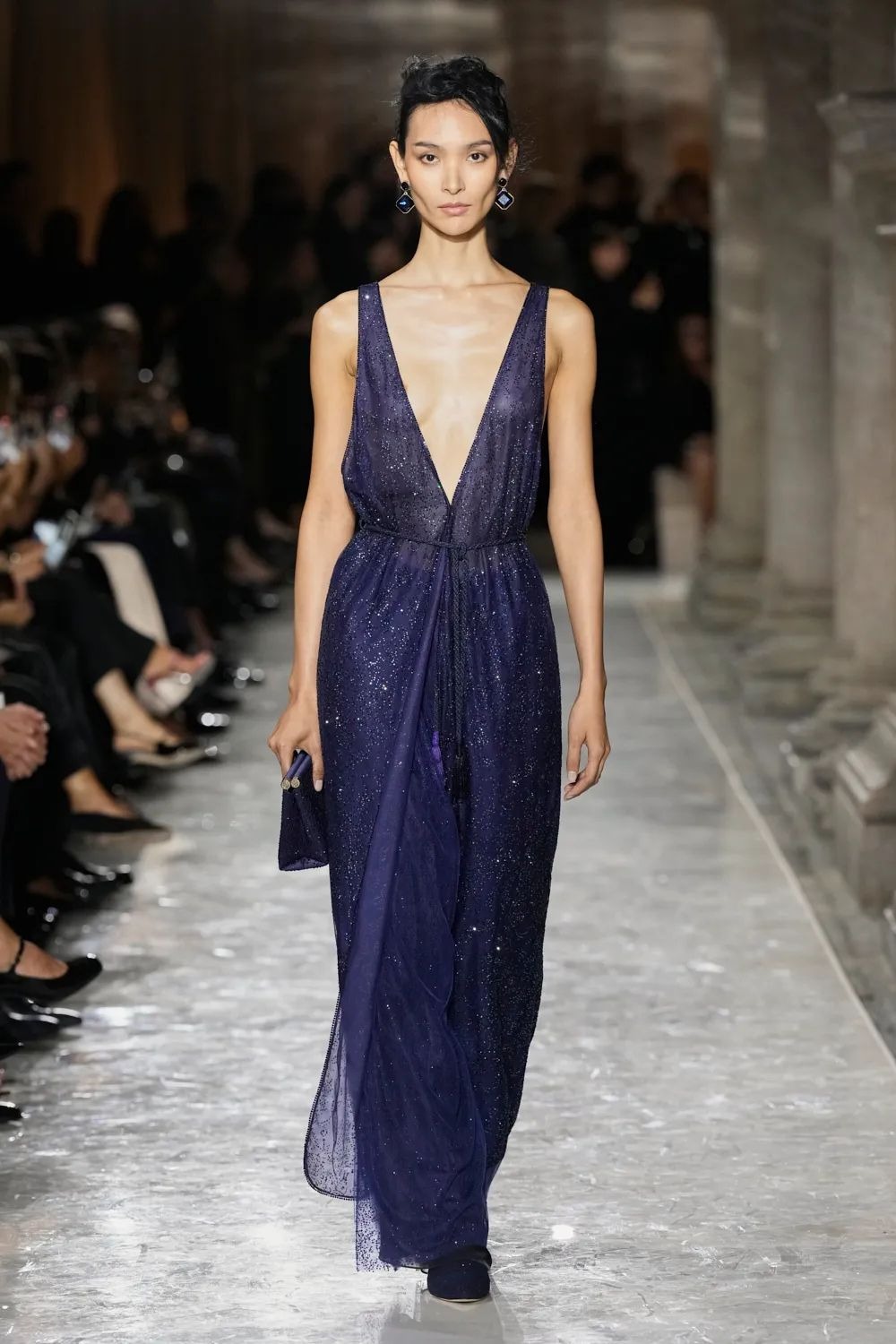 Gucci загвар болгондоо нэр өгөв, сүүлчийн Giorgio Armani, DIOR биш Dior (фото 15)