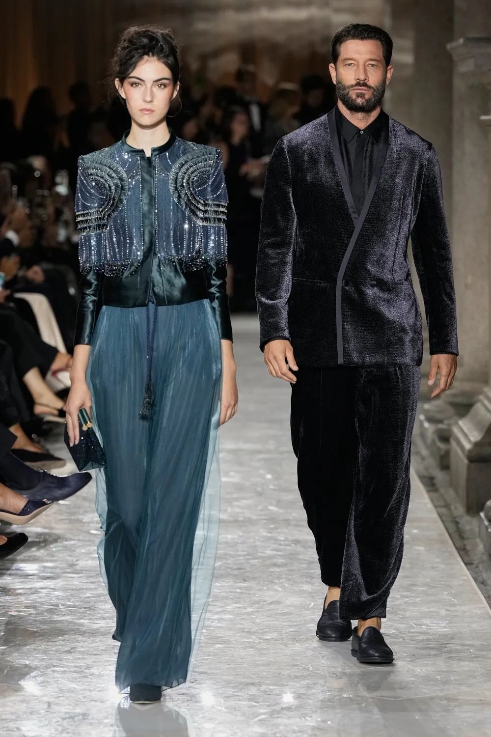 Gucci загвар болгондоо нэр өгөв, сүүлчийн Giorgio Armani, DIOR биш Dior (фото 16)