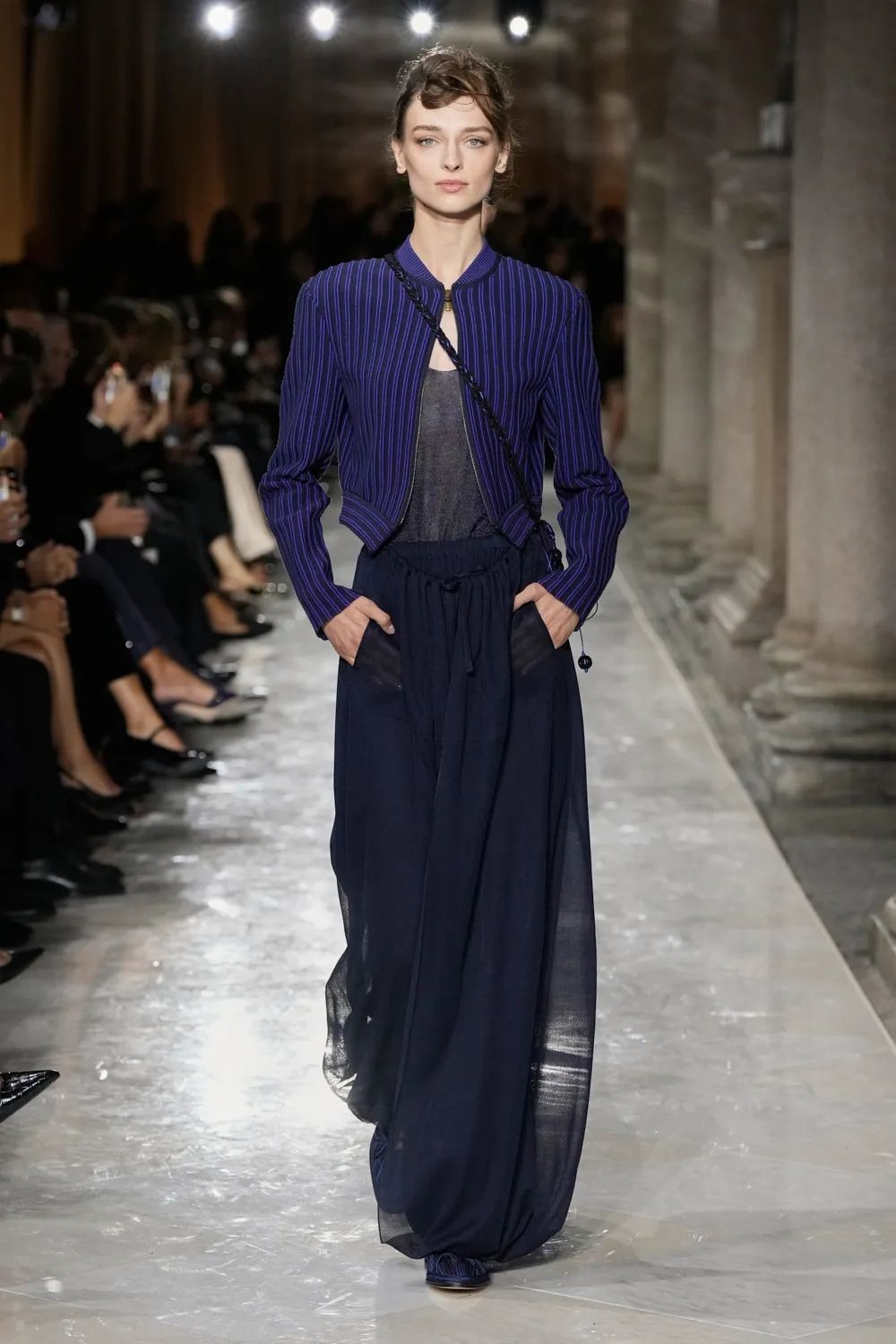 Gucci загвар болгондоо нэр өгөв, сүүлчийн Giorgio Armani, DIOR биш Dior (фото 18)