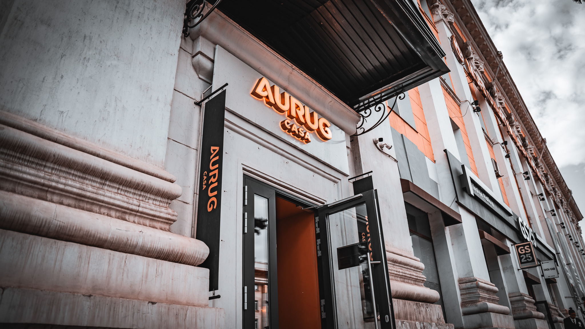 Монголын анхны премиум ликёр дэлгүүр Aurug 5 жилийн ойгоо тэмдэглэж байна (фото 11)