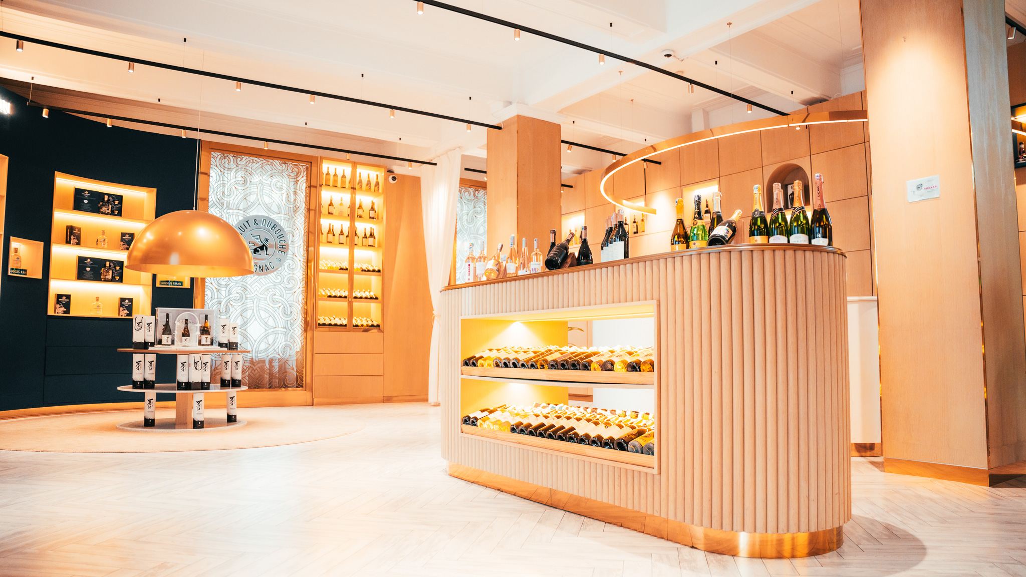 Монголын анхны премиум ликёр дэлгүүр Aurug 5 жилийн ойгоо тэмдэглэж байна (фото 8)