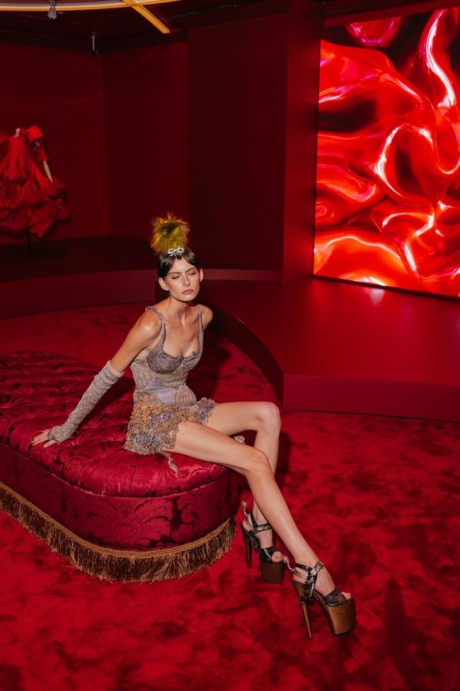 Мельбурн дахь Викториягийн Үндэсний Галерейд Westwood | Kawakubo үзэсгэлэн дэлгэгдлээ (фото 23)